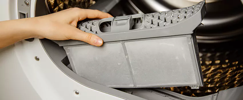 Signs Of A Clogged Dryer Lint Trap in Westfield, Indiana
